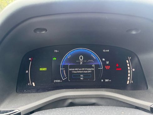 Used 2025 Toyota Camry LE w/ Convenience Package FWD image 20