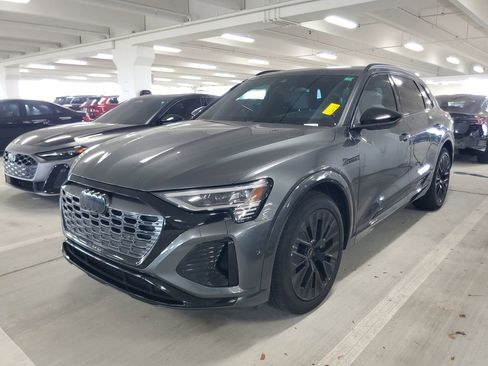 Used 2024 Audi Q8 e-tron Prestige w/ Prestige Package AWD/4WD image 1