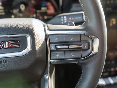 Used 2025 GMC Acadia Elevation w/ LPO, Floor Liner Package image 27