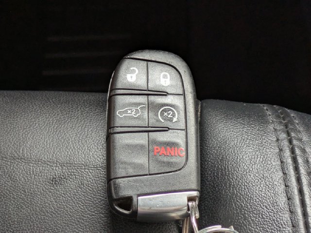 Certified 2022 Jeep Grand Cherokee Limited RWD image 28
