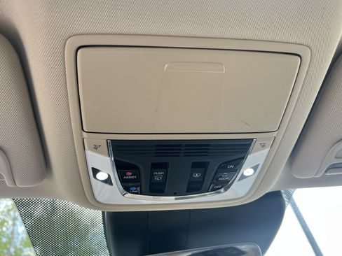 Used 2020 Acura RDX w/ Technology Package FWD image 28