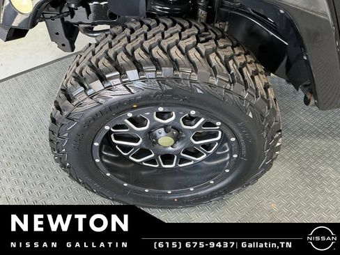 Used 2018 Jeep Wrangler Unlimited Sahara AWD/4WD image 45