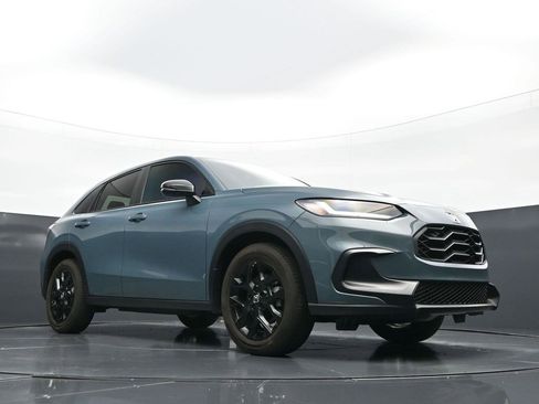 Used 2025 Honda HR-V Sport image 25