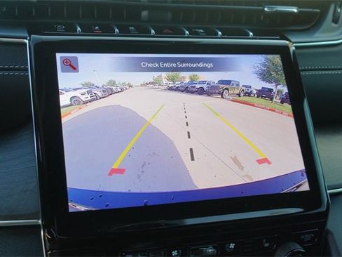 New 2025 Jeep Grand Cherokee L Overland w/ Luxury Tech Group IV image 24