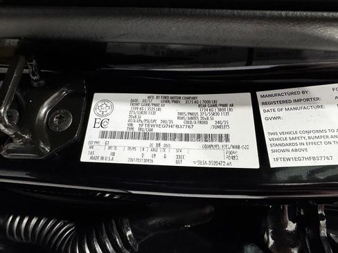 Used 2017 Ford F150 Lariat w/ Equipment Group 502A Luxury AWD/4WD image 43