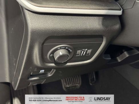 New 2026 Jeep Grand Cherokee Altitude AWD/4WD image 27
