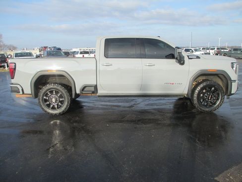 Certified 2024 GMC Sierra 2500 AT4 w/ AT4 Premium Plus Package image 4