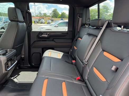 New 2026 GMC Sierra 2500 AT4 w/ AT4 Premium Plus Package AWD/4WD image 10