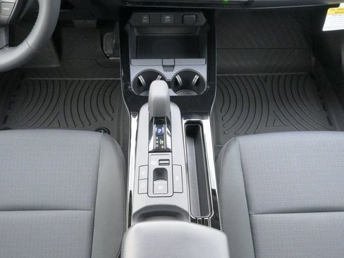 New 2026 Toyota Prius LE image 17