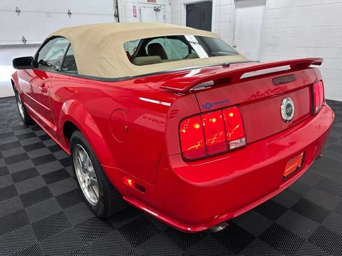 Used 2006 Ford Mustang GT Premium RWD image 7