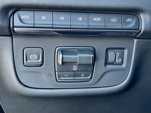 New 2026 Cadillac Escalade Platinum Sport w/ LPO, ONYX Package AWD/4WD image 20
