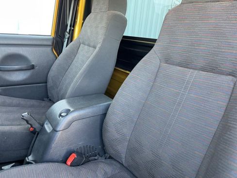 Used 2003 Jeep Wrangler Rubicon image 4