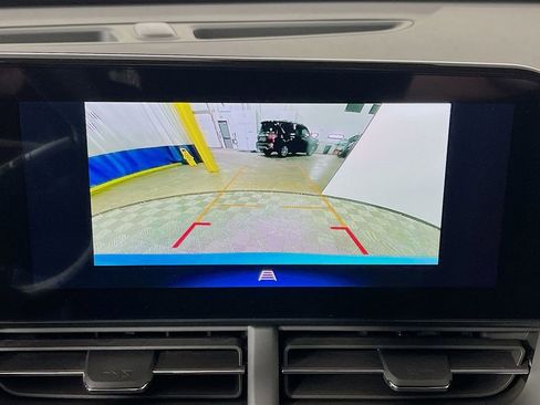 New 2026 Chevrolet Trax LT image 13