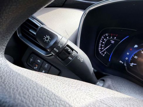 Used 2019 Hyundai Santa Fe SEL image 28