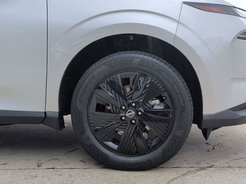 Certified 2025 Nissan Murano SV AWD/4WD image 37