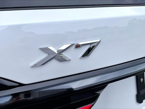 New 2027 BMW X7 xDrive40i w/ Executive Package AWD/4WD image 15