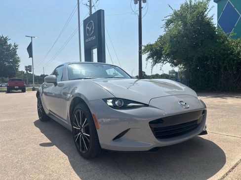 Used 2024 MAZDA MX-5 Miata RF Grand Touring RWD image 2