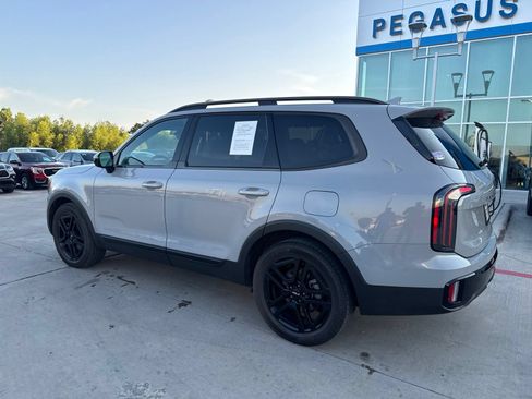 Used 2024 Kia Telluride SX X-Line AWD/4WD image 3