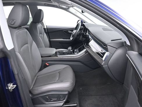 Used 2020 Audi Q8 Premium Plus w/ Premium Plus Package AWD/4WD image 22