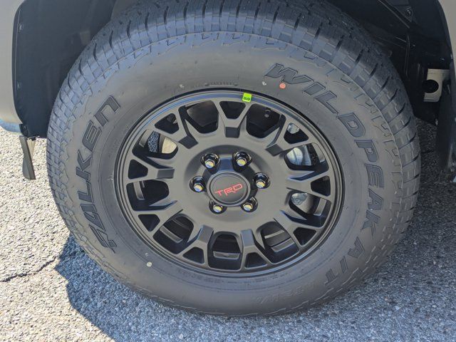 New 2026 Toyota 4Runner TRD Off-Road Premium AWD/4WD image 11