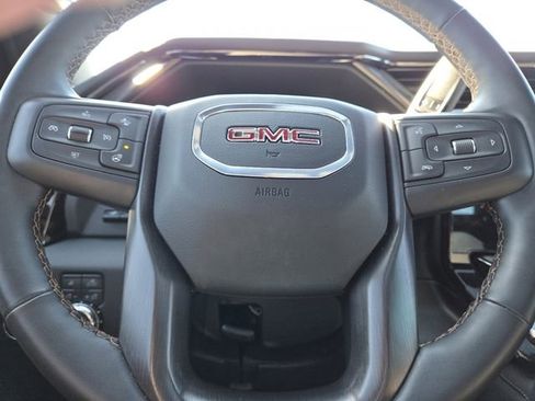 Used 2024 GMC Sierra 2500 AT4 w/ Technology Package AWD/4WD image 38