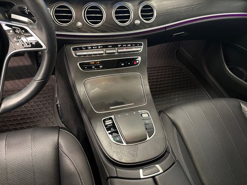 Used 2023 Mercedes-Benz E 350 4MATIC Sedan image 24