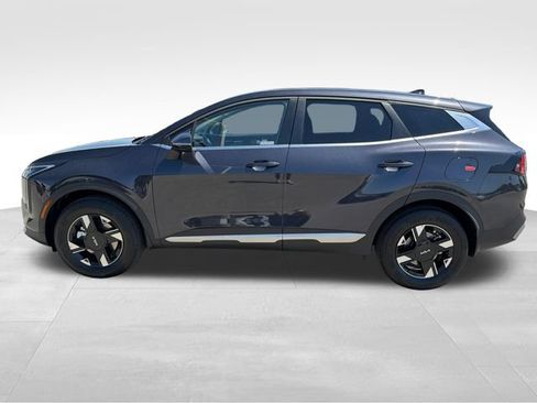 New 2026 Kia Sportage LX w/ LX Convenience Package AWD/4WD image 4