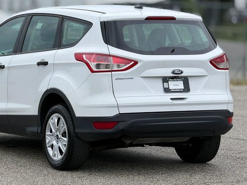 Used 2016 Ford Escape S FWD image 16