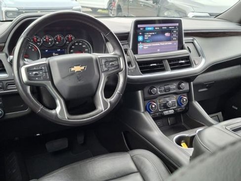 Used 2021 Chevrolet Tahoe LT image 3