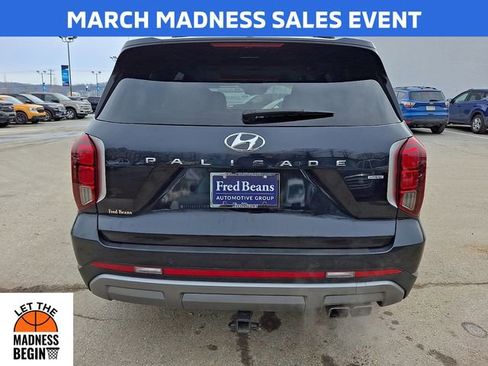 Used 2023 Hyundai Palisade SEL w/ Premium Package image 9
