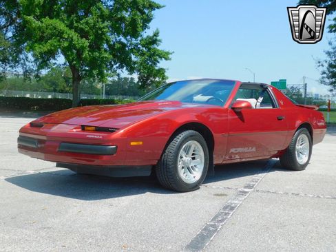 Used 1989 Pontiac Firebird Formula image 3