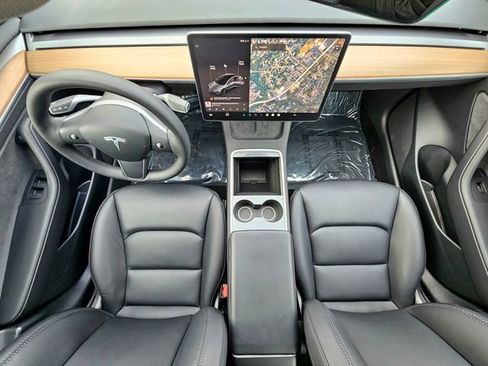 Used 2023 Tesla Model 3 Standard Range image 28