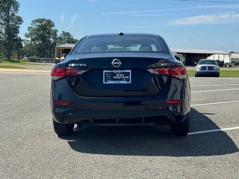 Used 2024 Nissan Sentra SV FWD image 29
