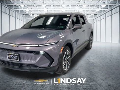 New 2026 Chevrolet Equinox EV LT image 5