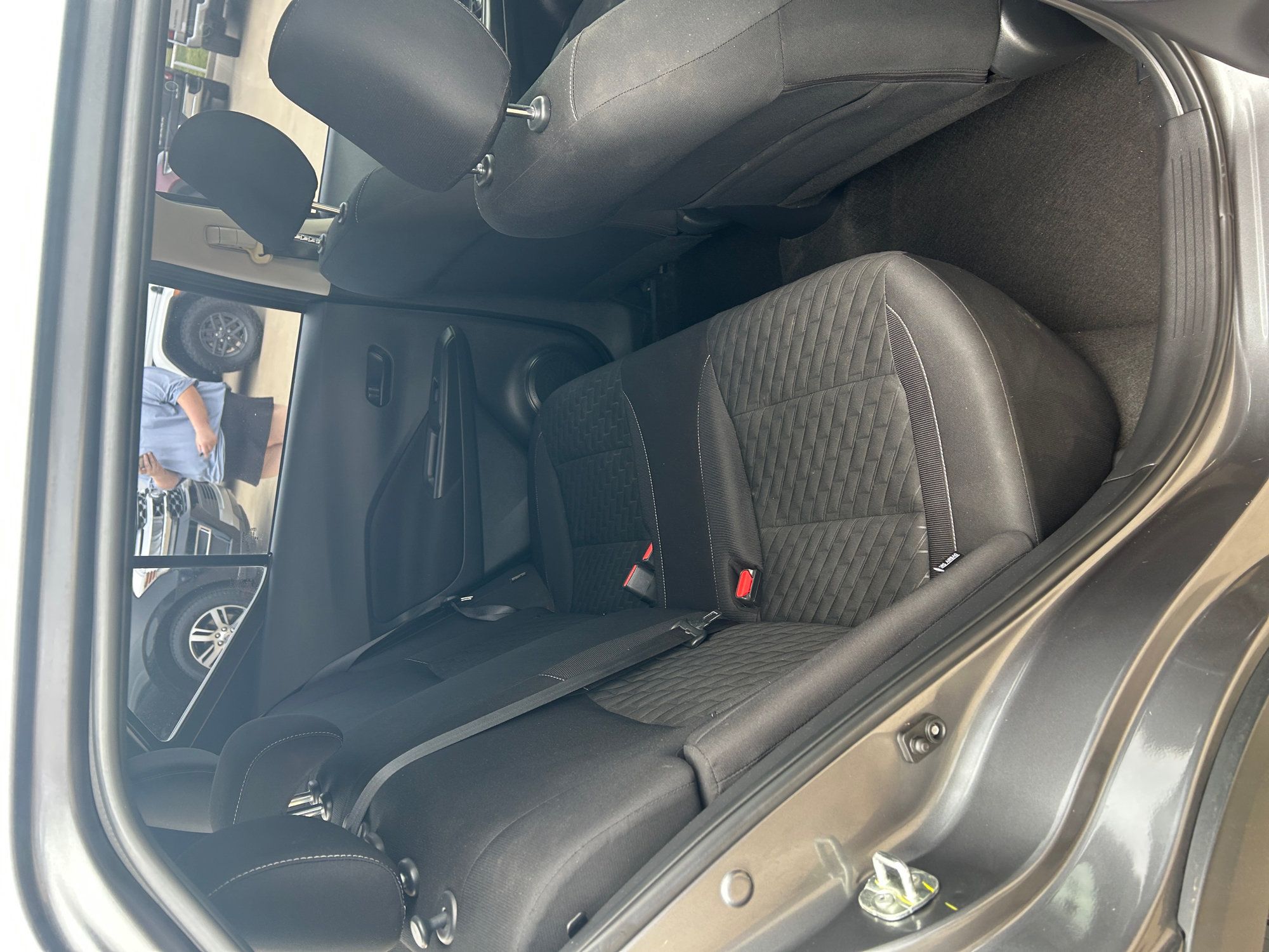 Used 2022 Nissan Kicks S FWD image 12