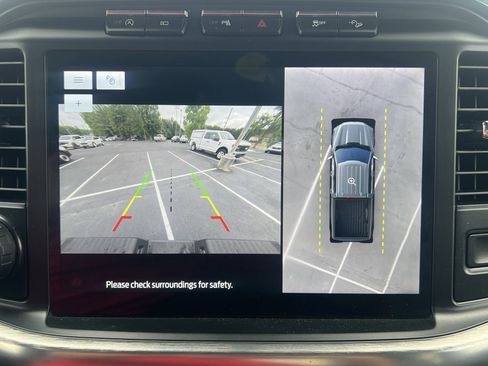 Used 2023 Ford F150 Lariat w/ Equipment Group 502A High image 3