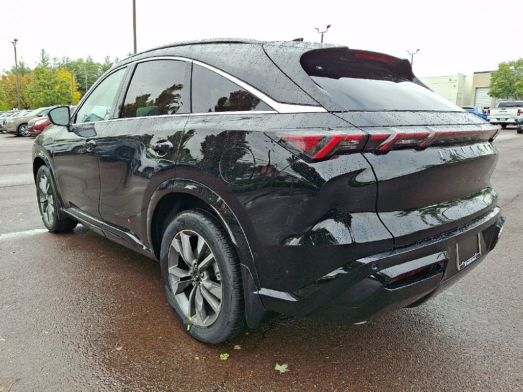 New 2027 INFINITI QX65 Luxe AWD/4WD image 3