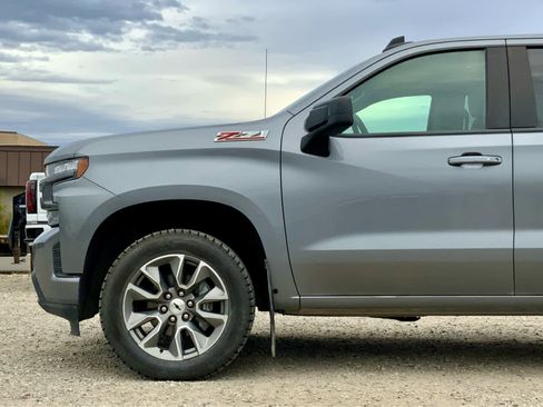 Used 2022 Chevrolet Silverado 1500 RST w/ LPO, Blackout Package image 13