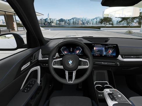 New 2026 BMW X1 xDrive28i image 13