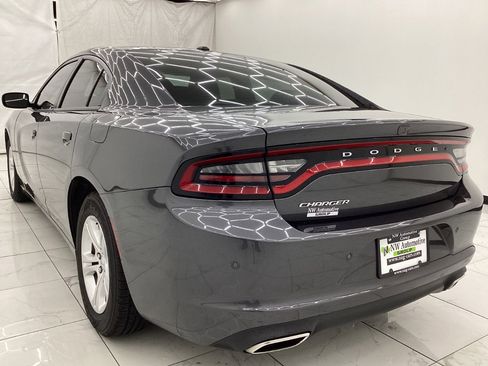 Used 2022 Dodge Charger SXT image 9