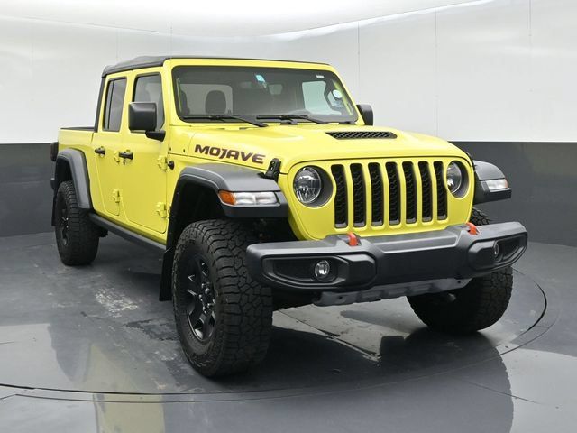 Used 2023 Jeep Gladiator Mojave AWD/4WD image 2