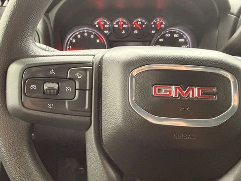 Used 2024 GMC Sierra 2500 Pro w/ Convenience Package image 17