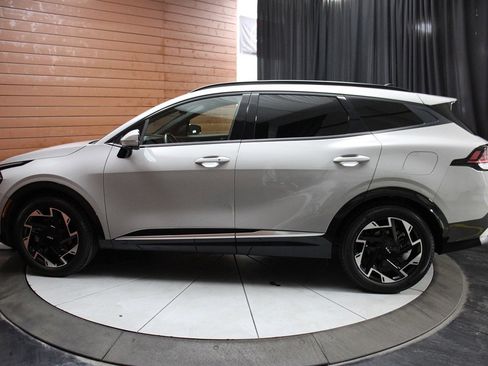 Used 2023 Kia Sportage SX image 8