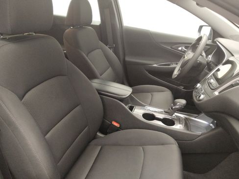 Used 2024 Chevrolet Malibu LT image 21