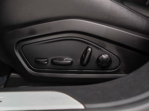 Certified 2021 Porsche Taycan 4S image 25