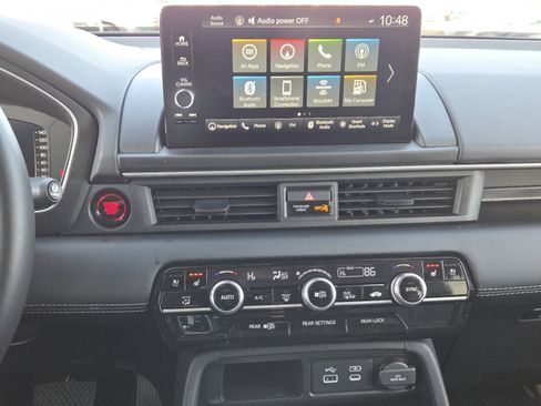 Used 2025 Honda Pilot Elite image 31