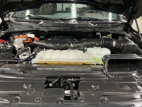 Used 2023 Ford F150 Lariat w/ Equipment Group 502A High image 10