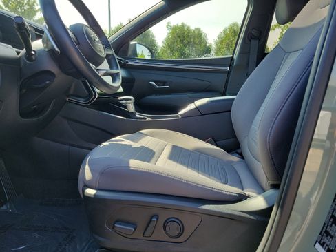 Used 2023 Hyundai Santa Cruz SEL Premium AWD/4WD image 16