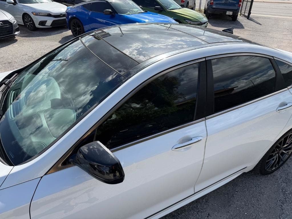 Used 2018 Genesis G80 3.3T Sport RWD image 9