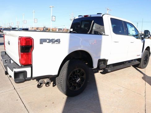 New 2026 Ford F250 Lariat w/ Black Appearance Package AWD/4WD image 23